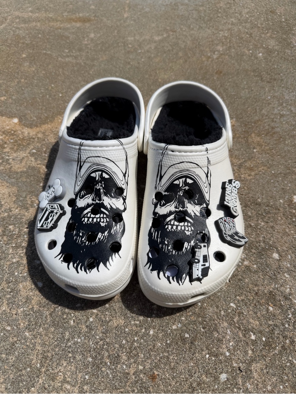 Luke Combs x Crocs classic Lined Clog “Skully” Edition Men’s 7/ Women’s 9